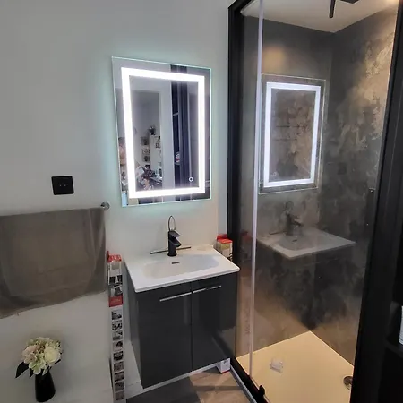 Holiday home Natiboxflo *